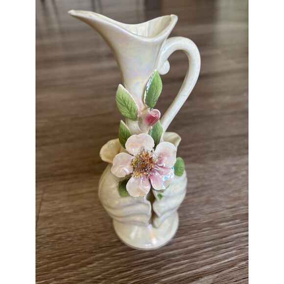 Norcrest Luminous Shell Wrapped Vase Crafted in Japan - Picture 2 of 5